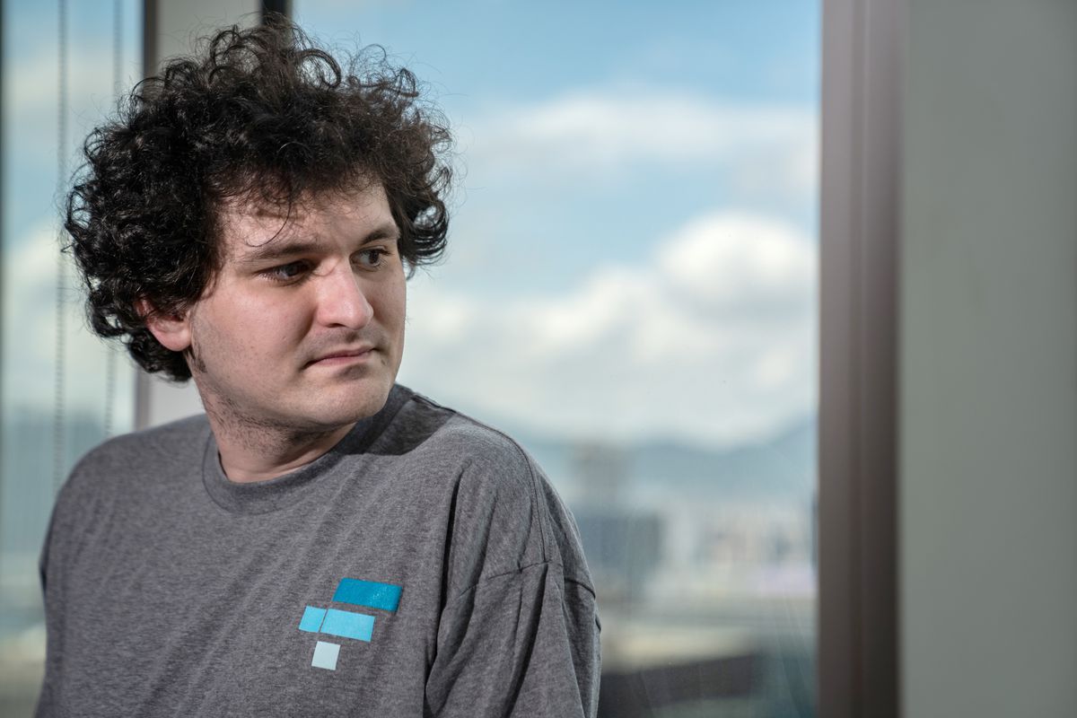 Sam Bankman-Fried kháng cáo bản án 25 năm tù - CoinMoi